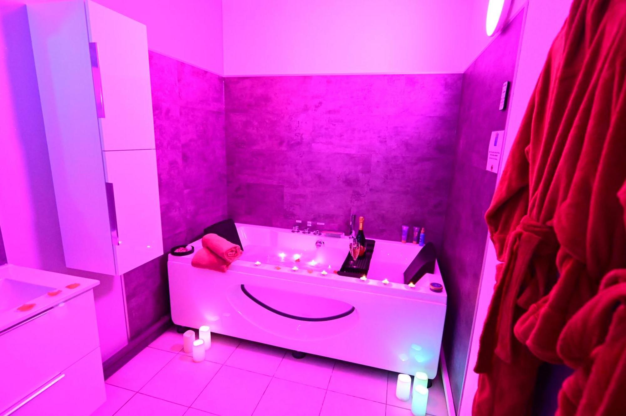 Love Room A Deux Pas De L'Ocean Avec Hammam, Sauna Et Bain A 2 :-) บิสการ์รอส ภายนอก รูปภาพ
