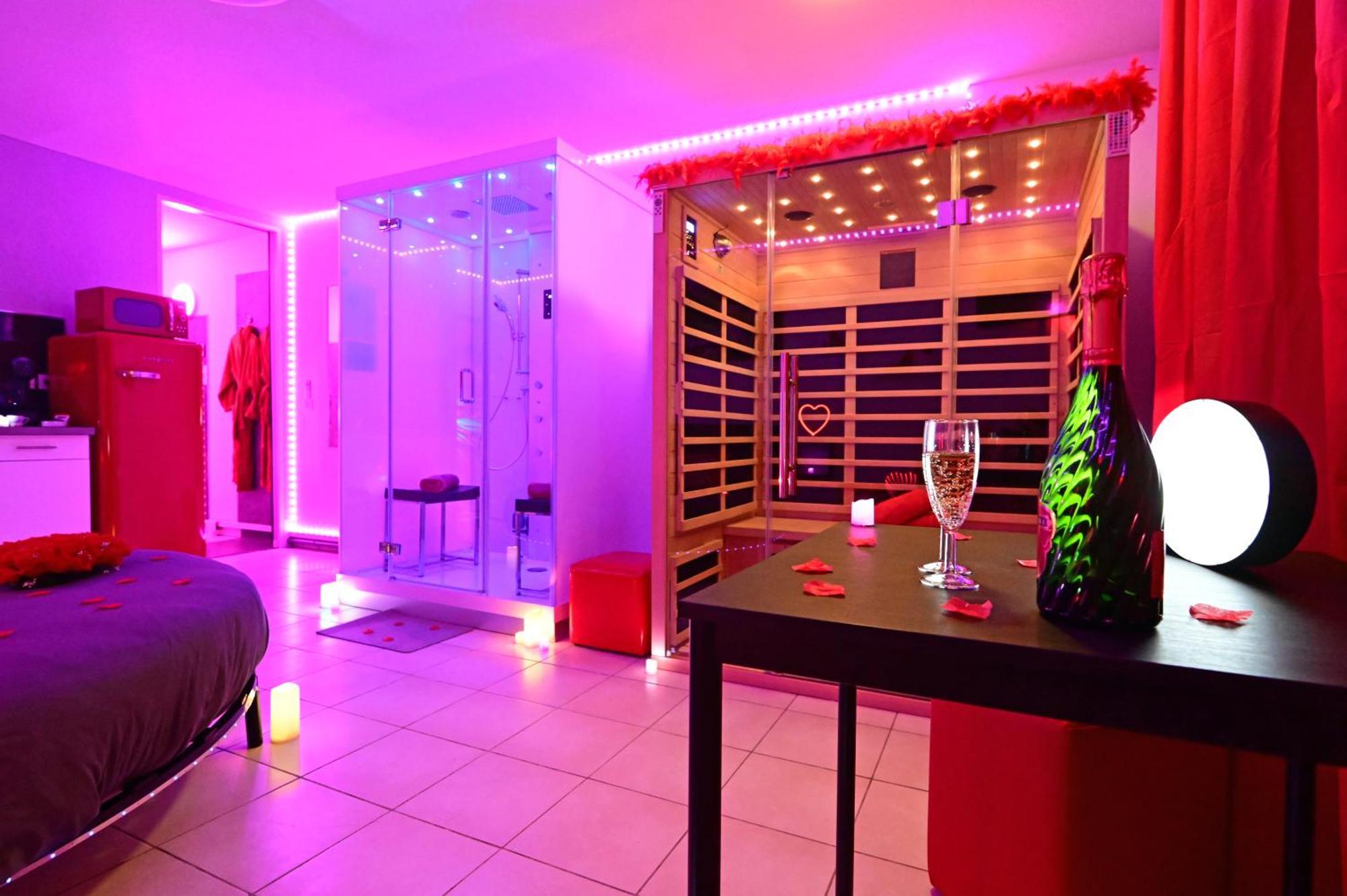 Love Room A Deux Pas De L'Ocean Avec Hammam, Sauna Et Bain A 2 :-) บิสการ์รอส ภายนอก รูปภาพ