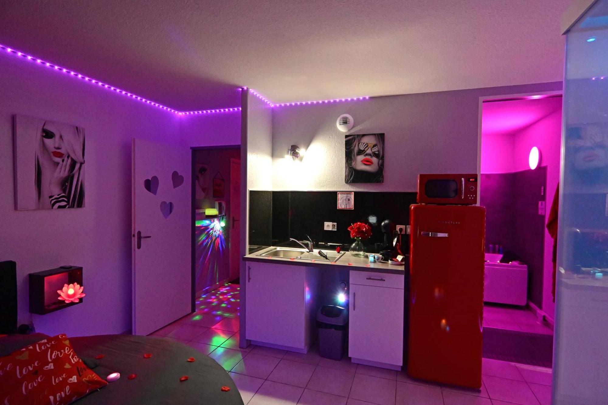 Love Room A Deux Pas De L'Ocean Avec Hammam, Sauna Et Bain A 2 :-) บิสการ์รอส ภายนอก รูปภาพ