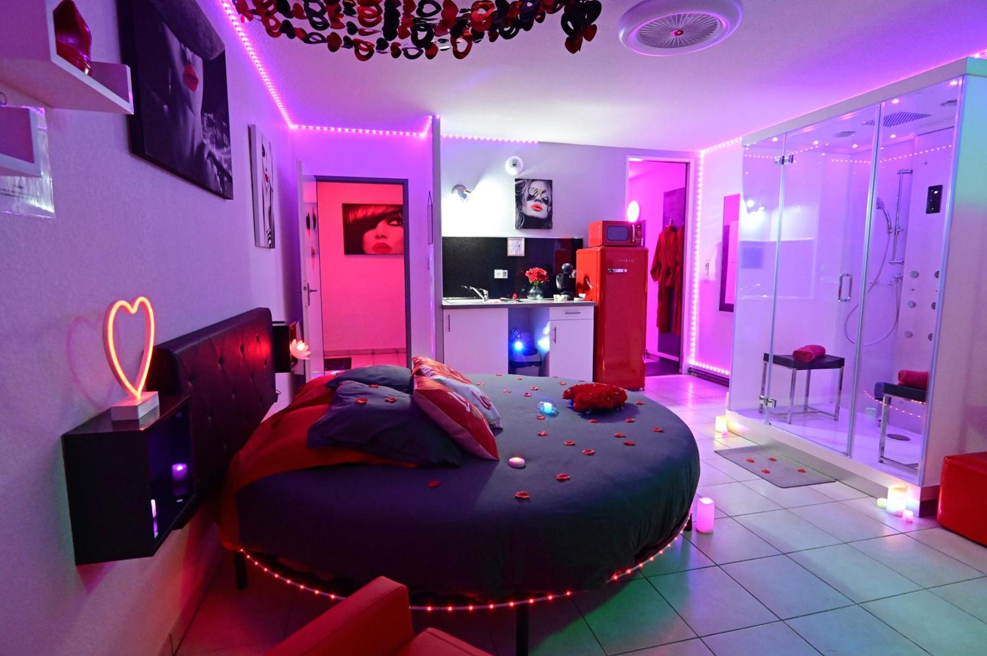 Love Room A Deux Pas De L'Ocean Avec Hammam, Sauna Et Bain A 2 :-) บิสการ์รอส ภายนอก รูปภาพ