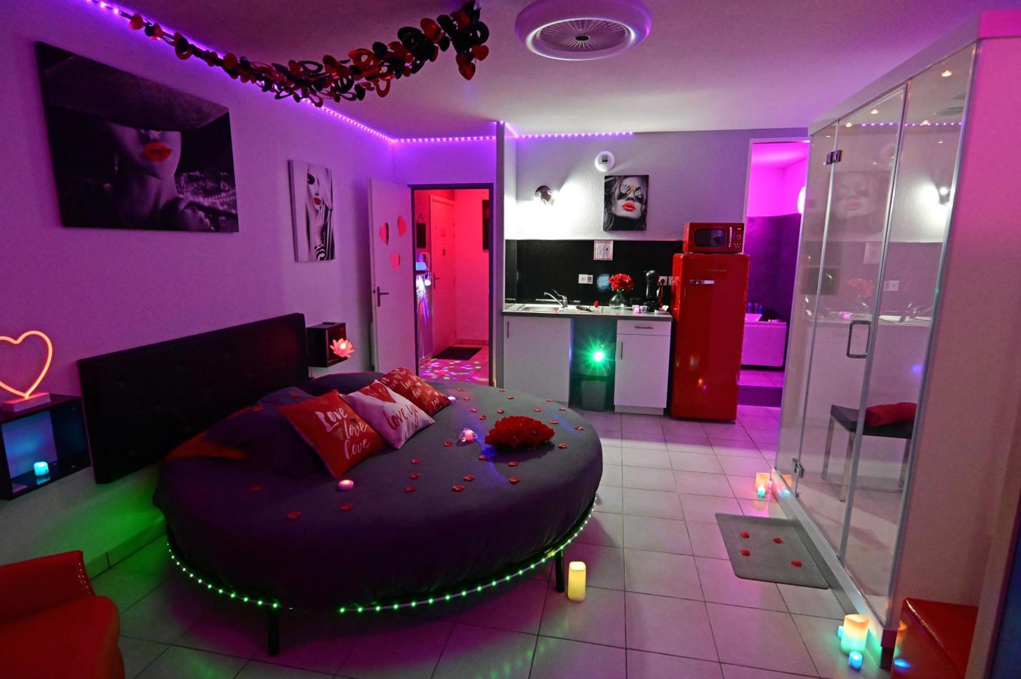 Love Room A Deux Pas De L'Ocean Avec Hammam, Sauna Et Bain A 2 :-) บิสการ์รอส ภายนอก รูปภาพ