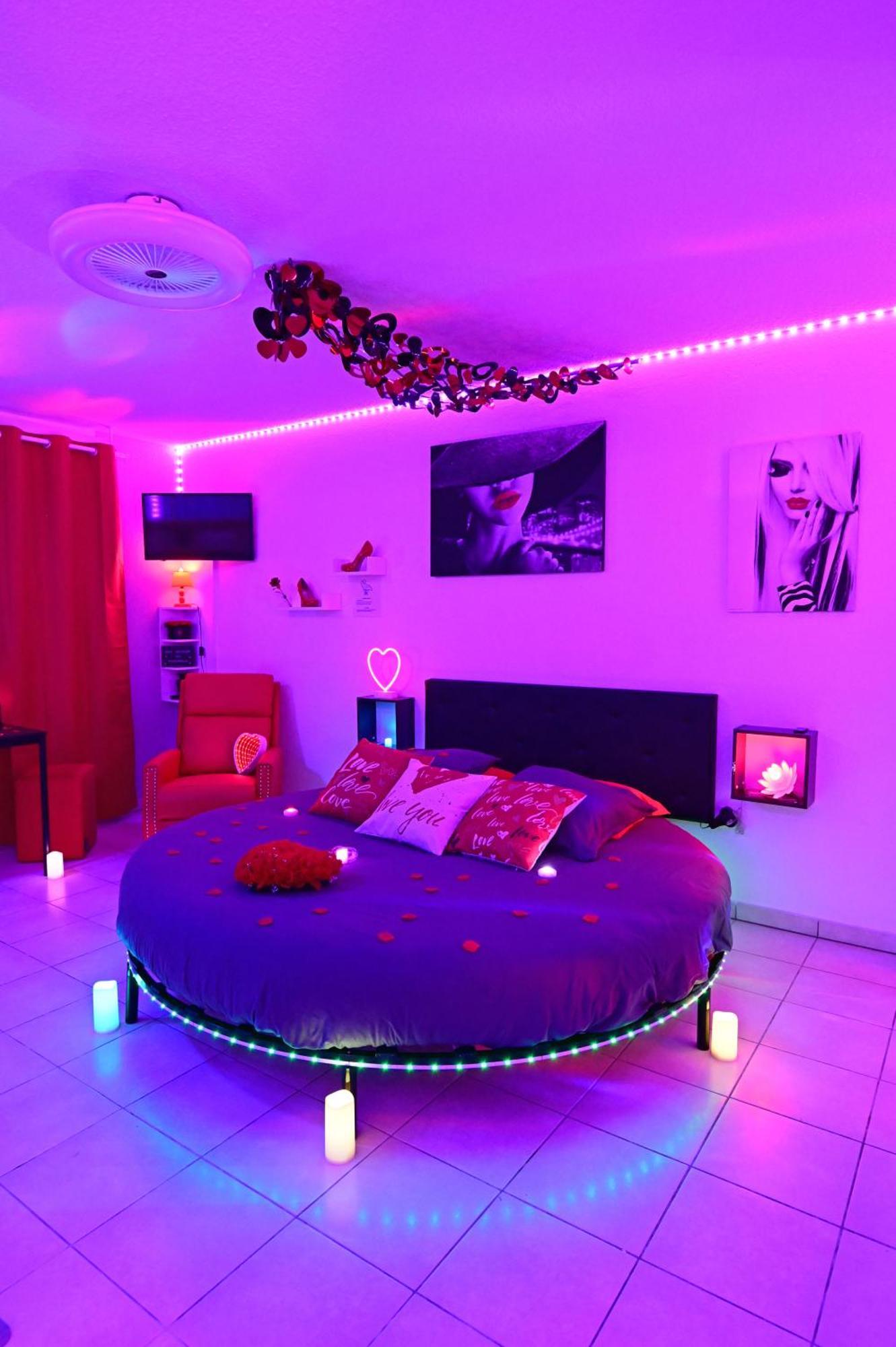 Love Room A Deux Pas De L'Ocean Avec Hammam, Sauna Et Bain A 2 :-) บิสการ์รอส ภายนอก รูปภาพ