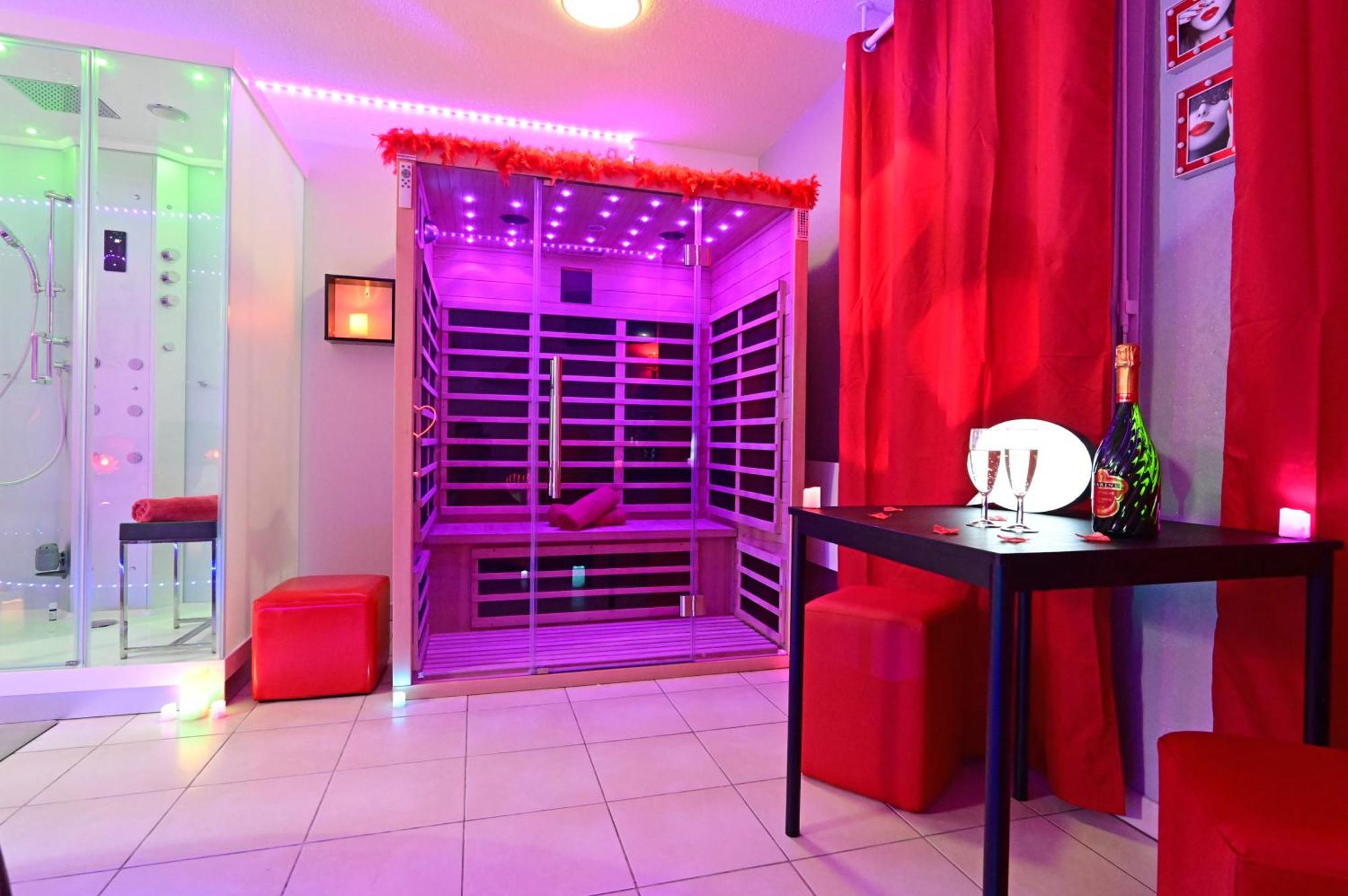 Love Room A Deux Pas De L'Ocean Avec Hammam, Sauna Et Bain A 2 :-) บิสการ์รอส ภายนอก รูปภาพ