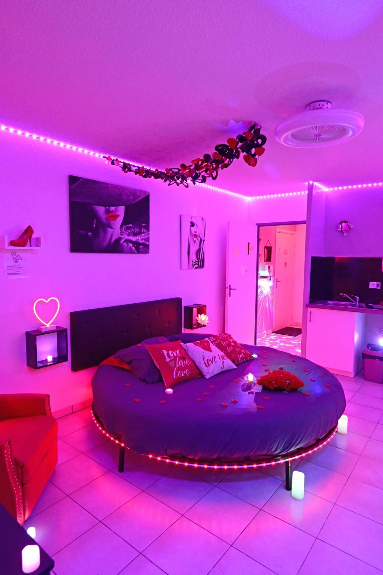 Love Room A Deux Pas De L'Ocean Avec Hammam, Sauna Et Bain A 2 :-) บิสการ์รอส ภายนอก รูปภาพ