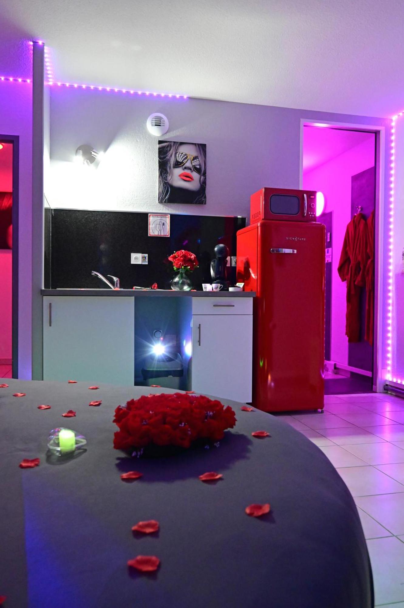 Love Room A Deux Pas De L'Ocean Avec Hammam, Sauna Et Bain A 2 :-) บิสการ์รอส ภายนอก รูปภาพ