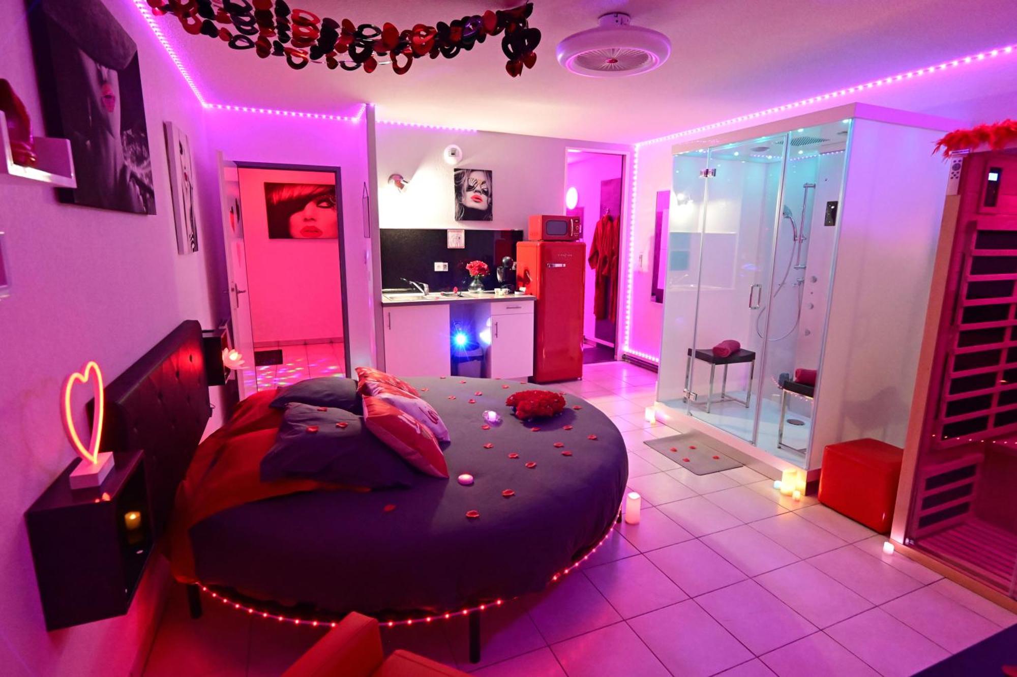 Love Room A Deux Pas De L'Ocean Avec Hammam, Sauna Et Bain A 2 :-) บิสการ์รอส ภายนอก รูปภาพ