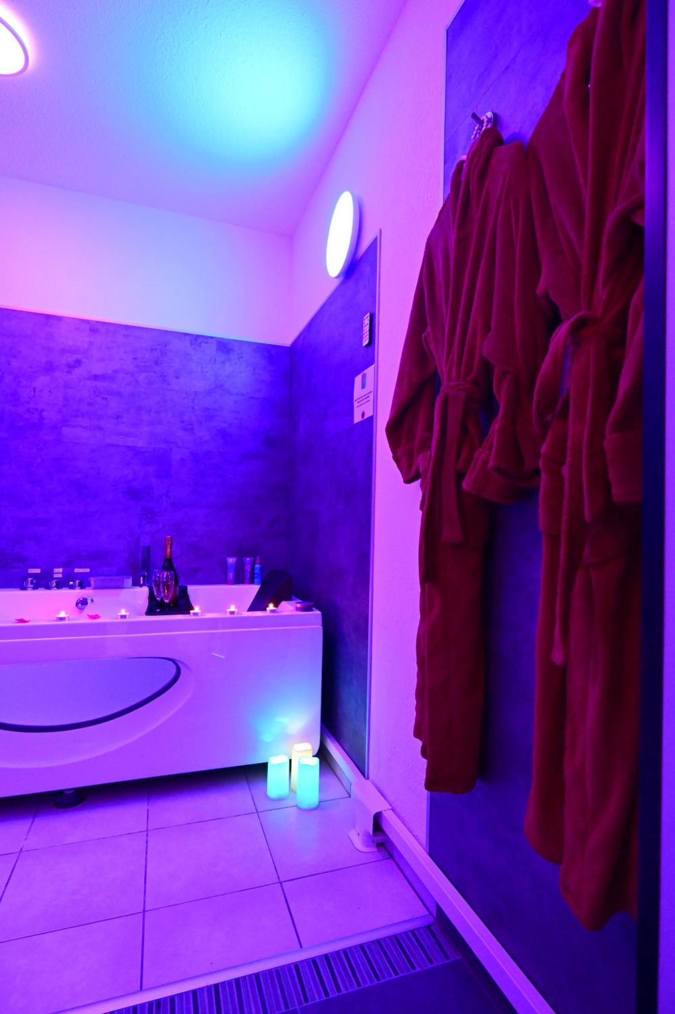 Love Room A Deux Pas De L'Ocean Avec Hammam, Sauna Et Bain A 2 :-) บิสการ์รอส ภายนอก รูปภาพ